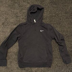women’s black nike hoodie